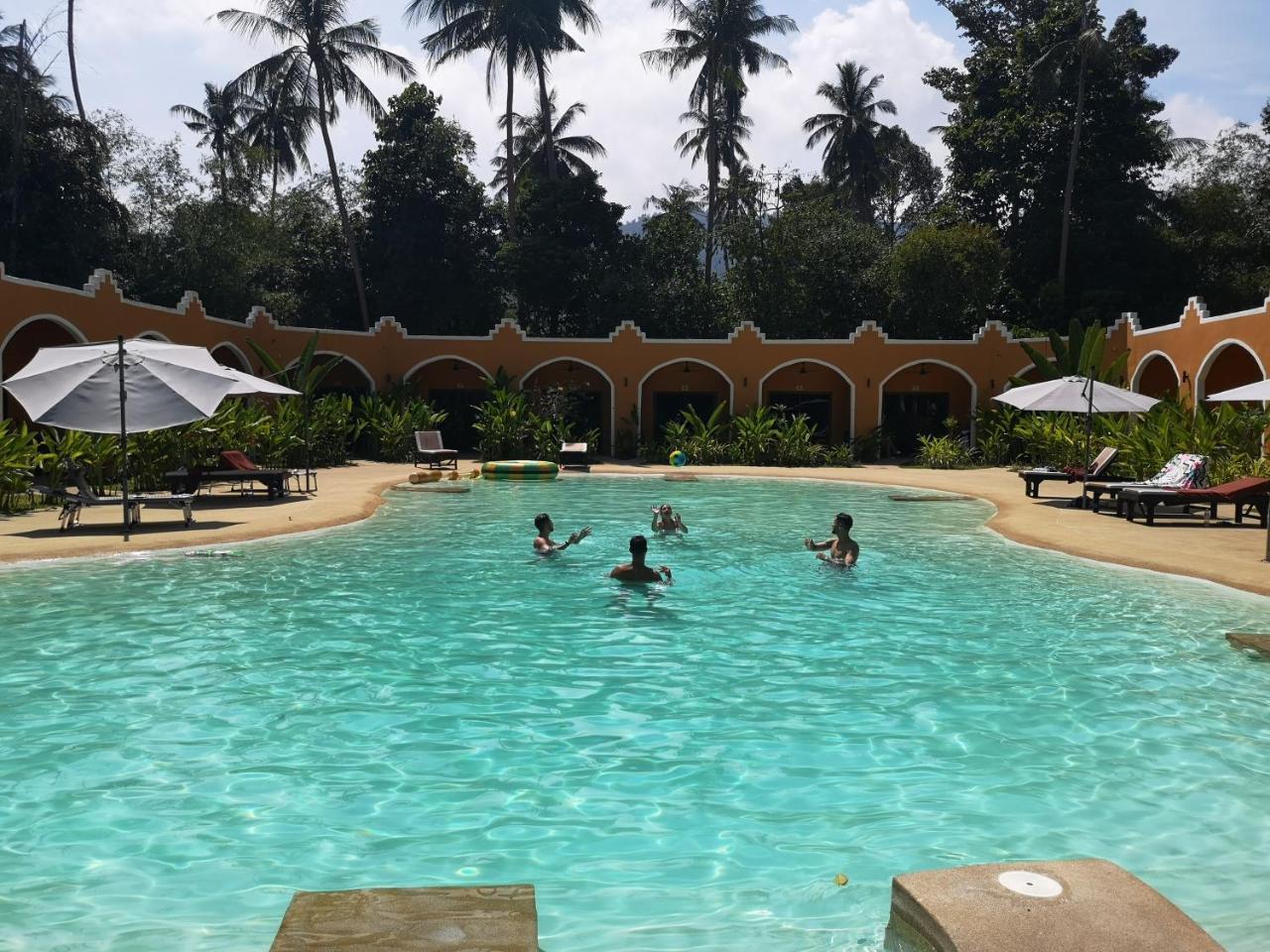 לאמאי ביץ' Hacia Leisure Resort מראה חיצוני תמונה